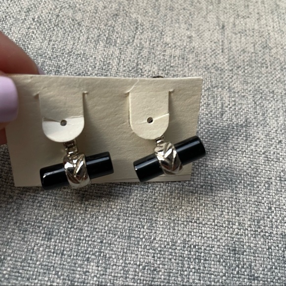 Black and Silver Cuff Links - Picture 2 of 9